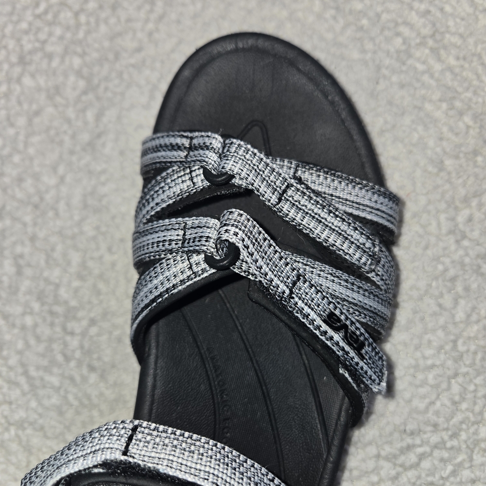Teva Black and Gray Sandals Size 6.5 - Picture 9 of 10